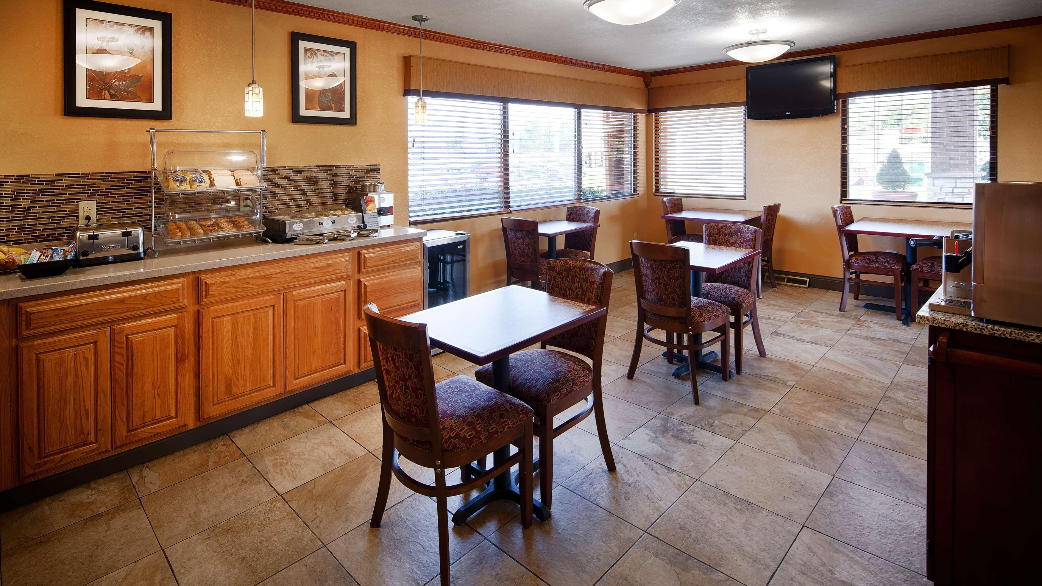 Best Western Martinsville Inn Exterior photo