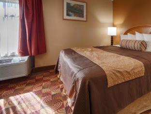Best Western Martinsville Inn Room photo